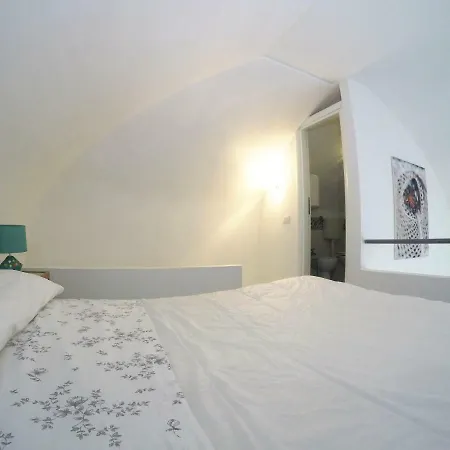 Sirene E Kallos Holiday home *